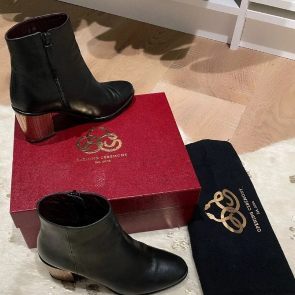 🥳3xHP🥳 Opening Ceremony Women's Black Leather side Zip Boots Sz.37